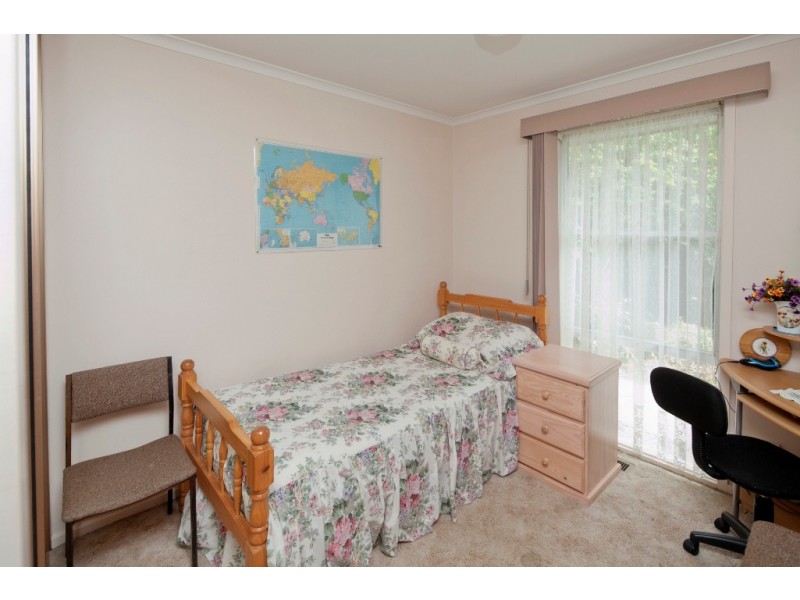 10 Deanswood Rd, Hampton Park VIC 3976