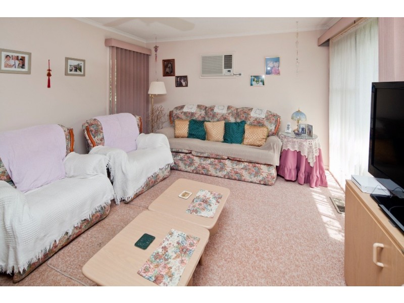 10 Deanswood Rd, Hampton Park VIC 3976