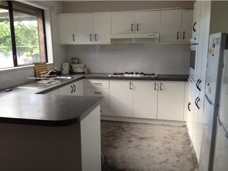 35 Bluegum Way, Hampton Park VIC 3976