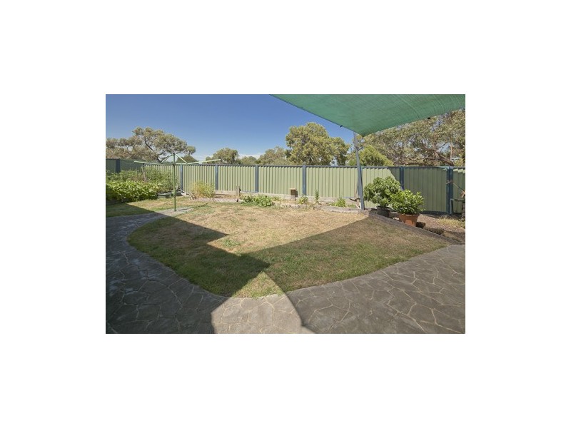 20 Corio Dr, Springvale South VIC 3172