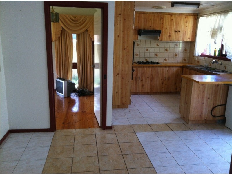 34 Scotsburn Way, Endeavour Hills VIC 3802