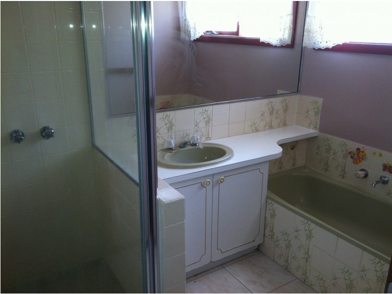 34 Scotsburn Way, Endeavour Hills VIC 3802