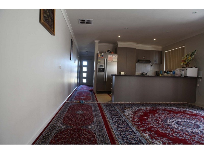 37 Silver Wattle Drive, Lyndhurst VIC 3975