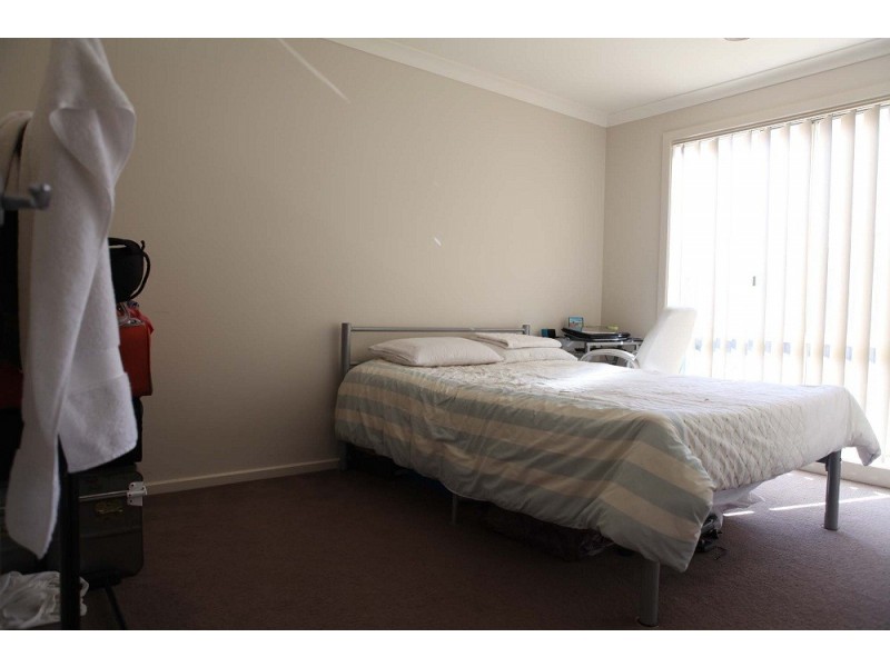 37 Silver Wattle Drive, Lyndhurst VIC 3975