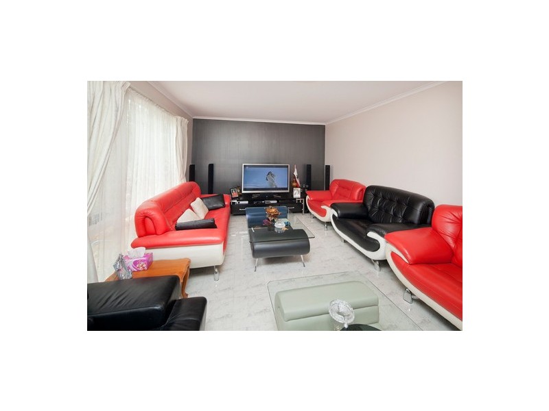 6 Lauriston Drive, Endeavour Hills VIC 3802