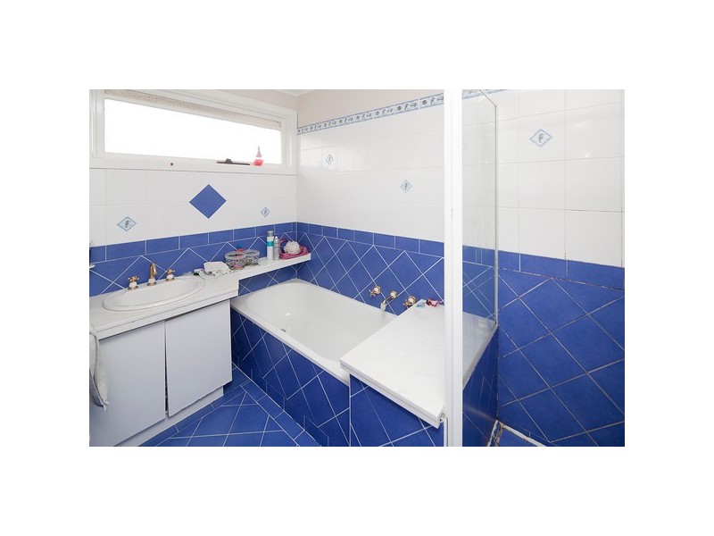 6 Lauriston Drive, Endeavour Hills VIC 3802