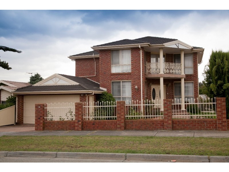 18 Legend Court, Hallam VIC 3803