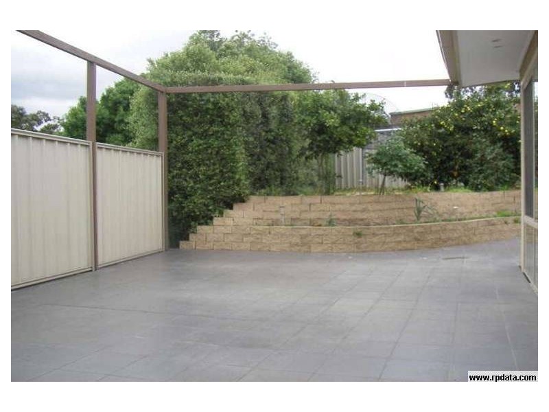 38 Scotsburn Way, Endeavour Hills VIC 3802