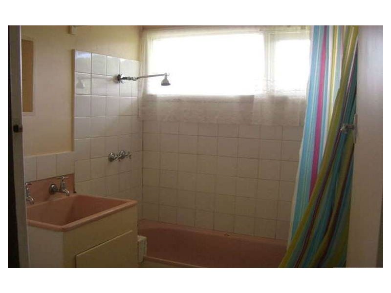 4 Cyrene St, Noble Park VIC 3174