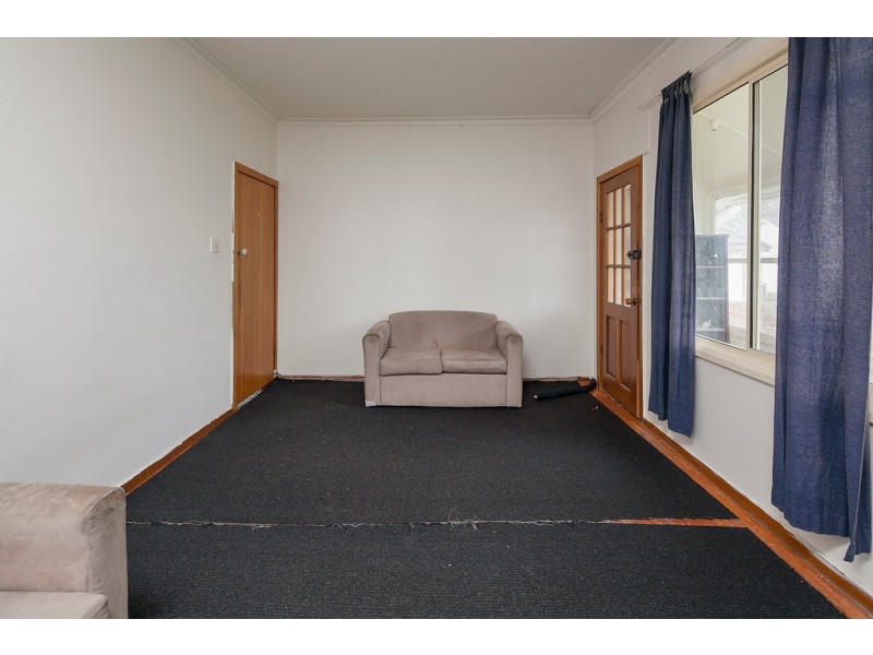 3 Esk Ct, Dandenong VIC 3175
