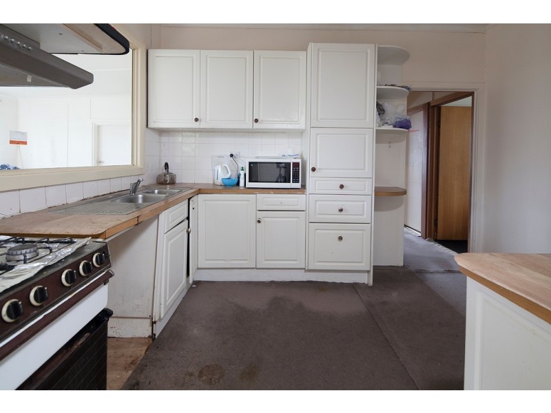 3 Esk Ct, Dandenong VIC 3175