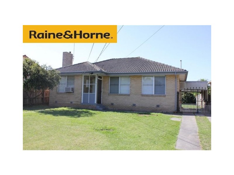 5 Laurina Ct, Doveton VIC 3177