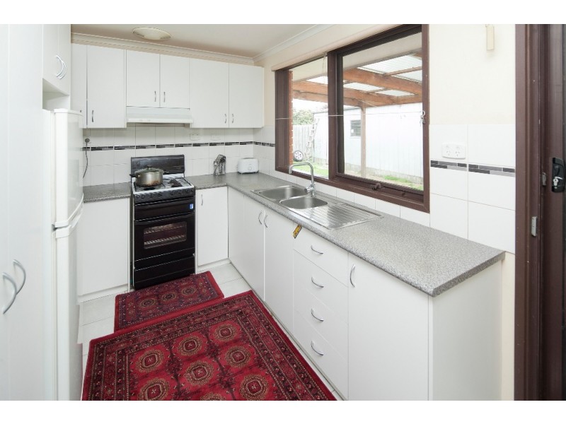 17 Millswyn Ave, Hampton Park VIC 3976