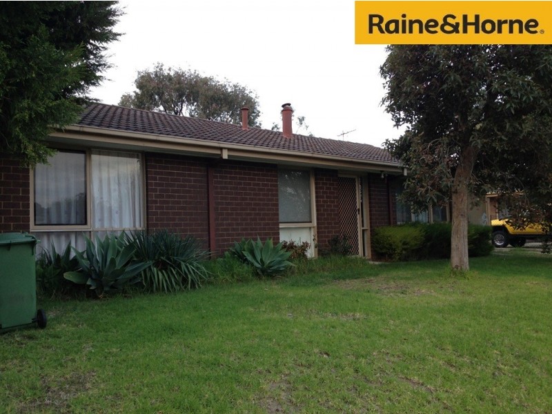 37 Kennington Park Drive, Endeavour Hills VIC 3802