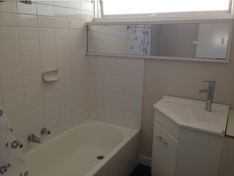 16/1-3 Herbert St, Dandenong VIC 3175