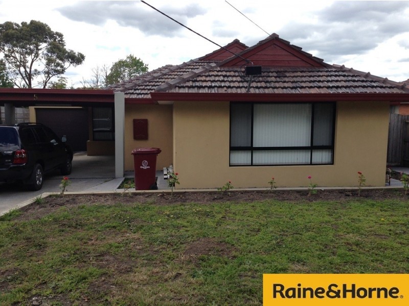 5 MacPherson St, Dandenong VIC 3175