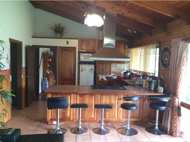 145 Soldiers Rd, Pakenham South VIC 3810