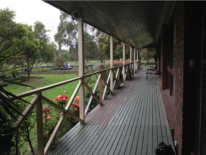 145 Soldiers Rd, Pakenham South VIC 3810