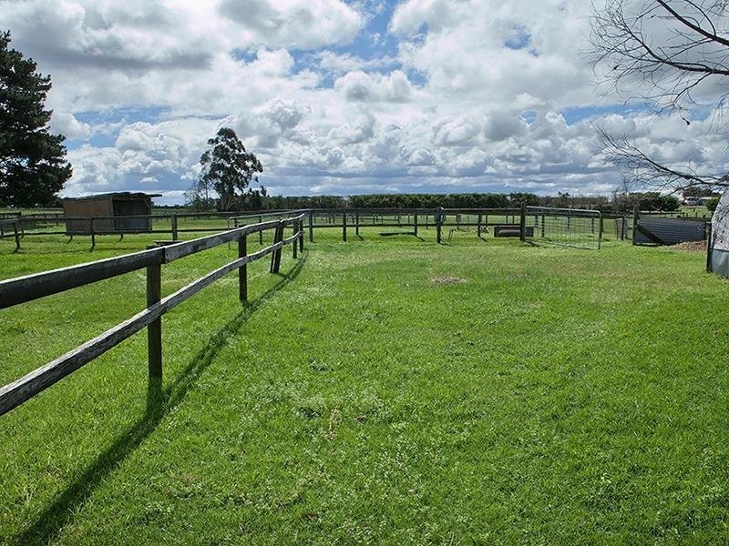 145 Soldiers Rd, Pakenham South VIC 3810