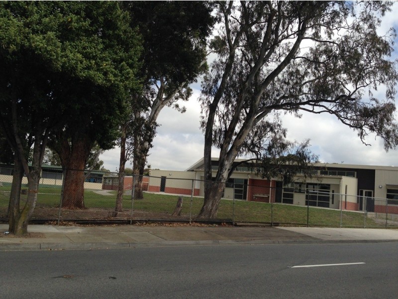 2/22 Jones Rd, Dandenong VIC 3175