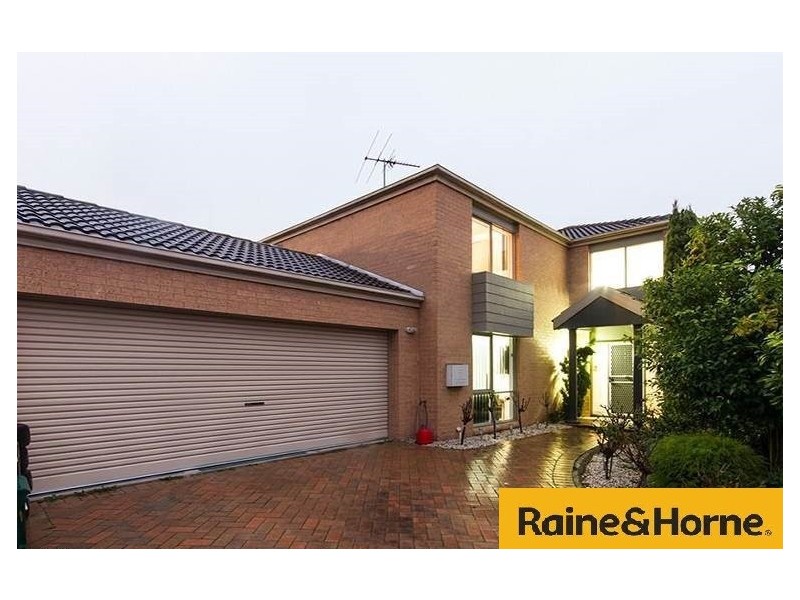6 Norisha Court, Dandenong North VIC 3175