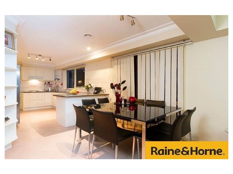 6 Norisha Court, Dandenong North VIC 3175