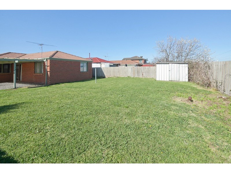 29 Glencairn Ave, Hallam VIC 3803