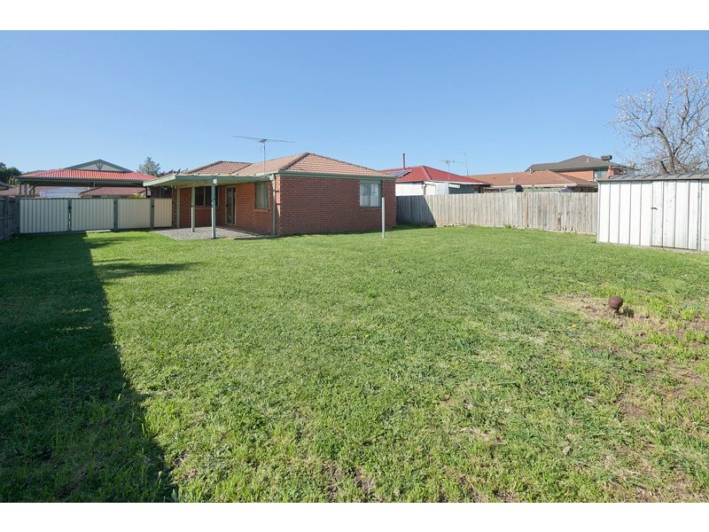 29 Glencairn Ave, Hallam VIC 3803