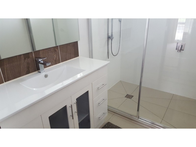 17 Millswyn Ave, Hampton Park VIC 3976