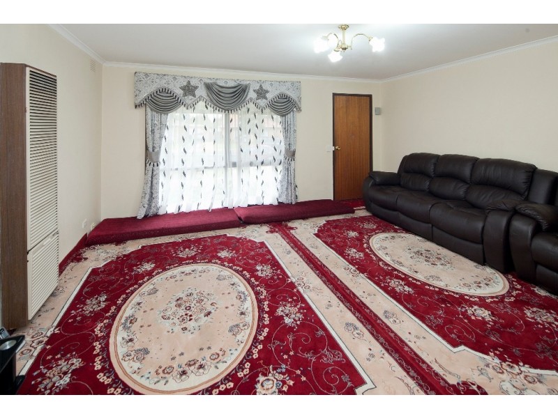 17 Millswyn Ave, Hampton Park VIC 3976