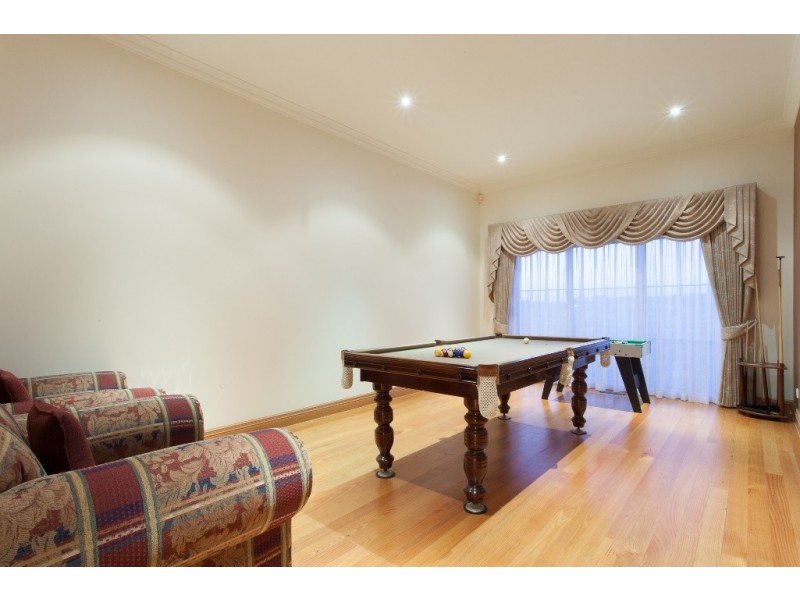 6 Blue Wren Place, Berwick VIC 3806