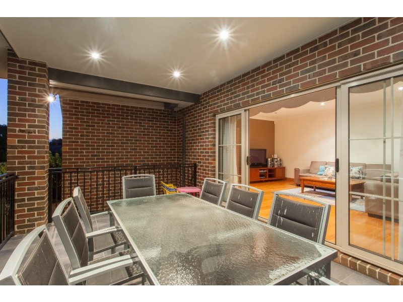 6 Blue Wren Place, Berwick VIC 3806