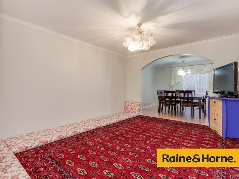 11 Lawson Way, Endeavour Hills VIC 3802