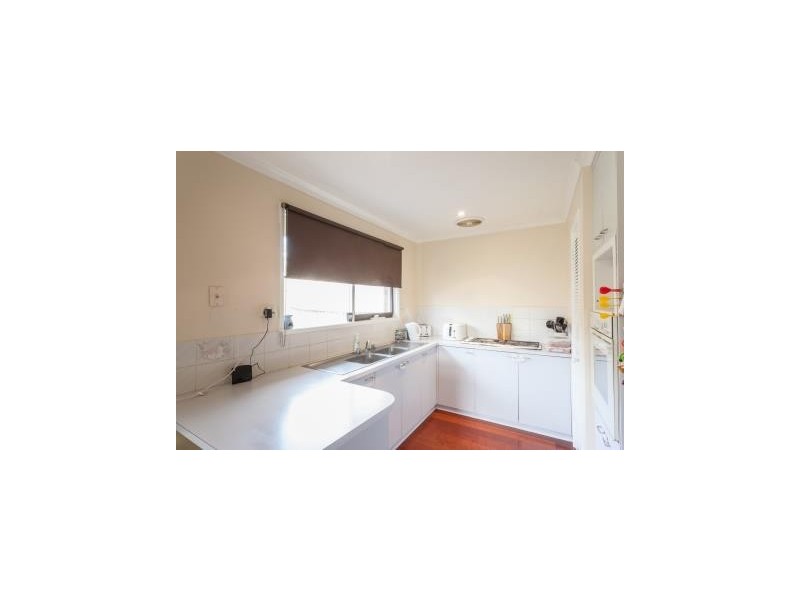 1 Struan Avenue, Endeavour Hills VIC 3802