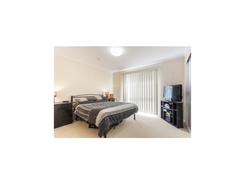 1 Struan Avenue, Endeavour Hills VIC 3802