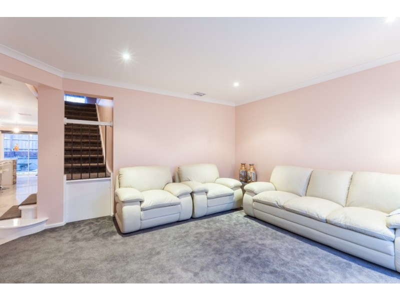 9 Fitzgerald Road, Hallam VIC 3803