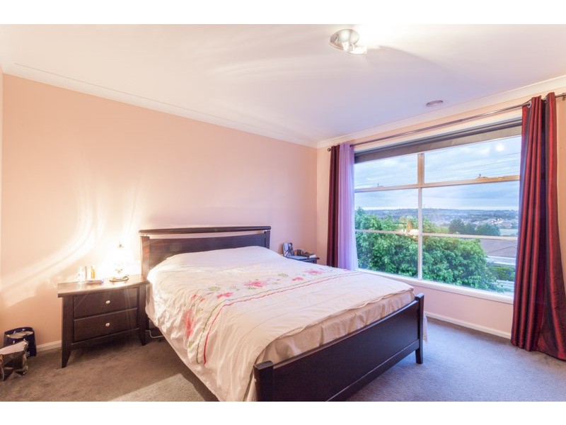 9 Fitzgerald Road, Hallam VIC 3803