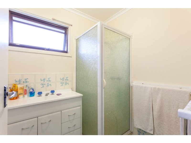 33 Kirribilli Avenue, Keysborough VIC 3173