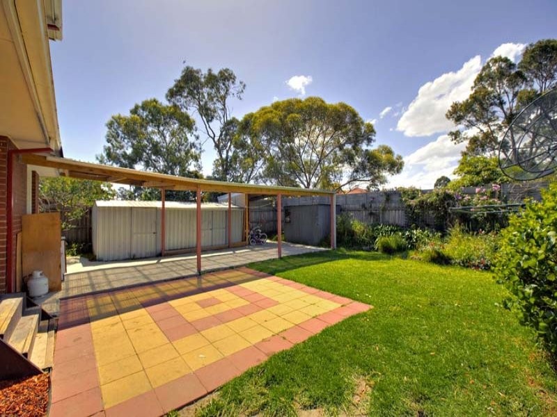 33 Kirribilli Avenue, Keysborough VIC 3173