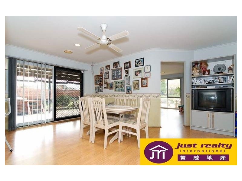 4 Brunel Court, Hampton Park VIC 3976