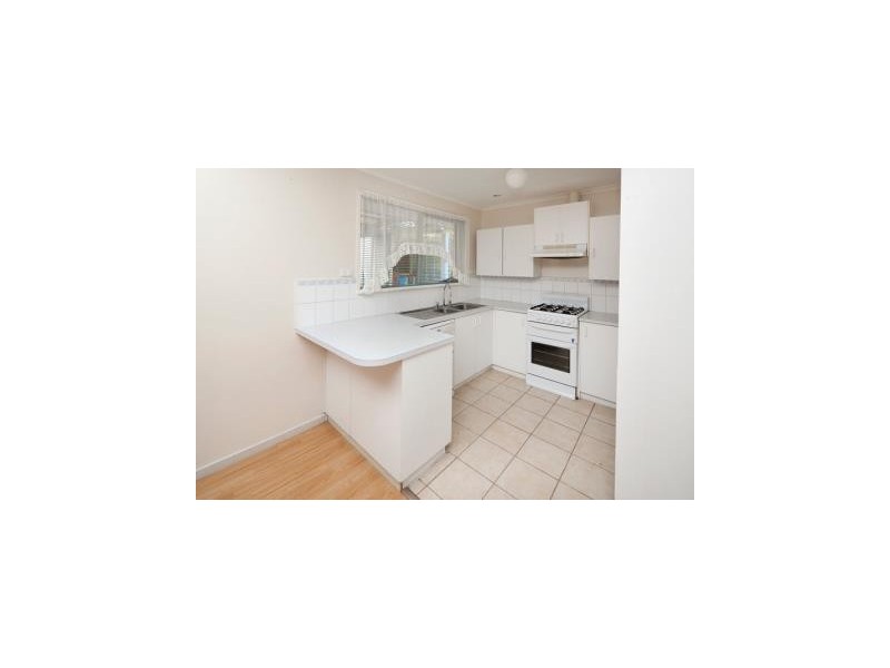 2 Lewisham Close, Hampton Park VIC 3976