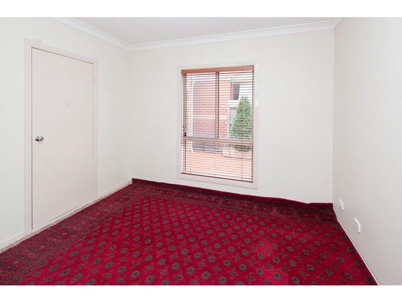 2 The Estuary, Hallam VIC 3803