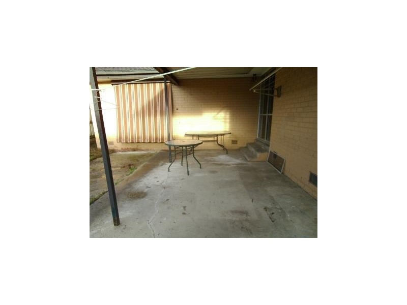 35 Amalfi Drive, Endeavour Hills VIC 3802