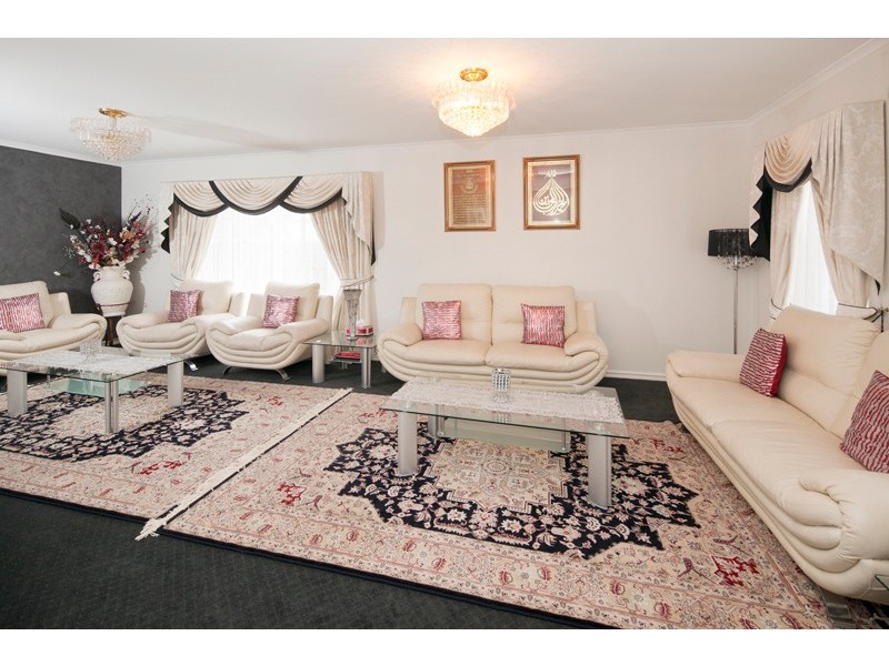 2 Minett Court, Narre Warren VIC 3805