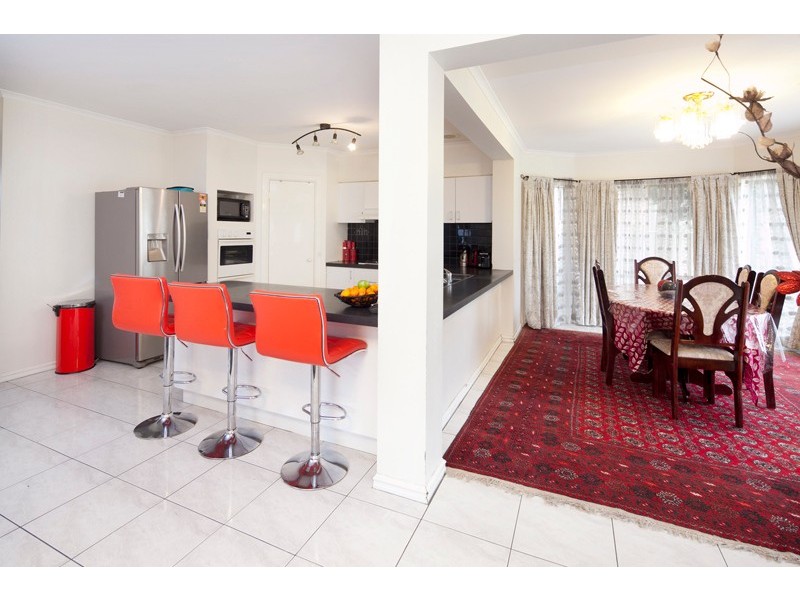 2 Minett Court, Narre Warren VIC 3805