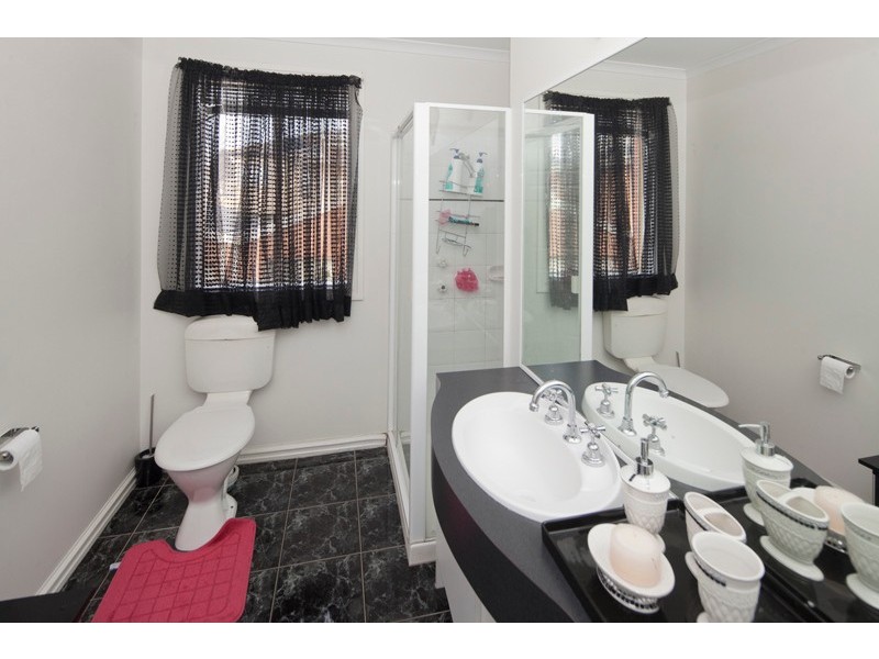 2 Minett Court, Narre Warren VIC 3805