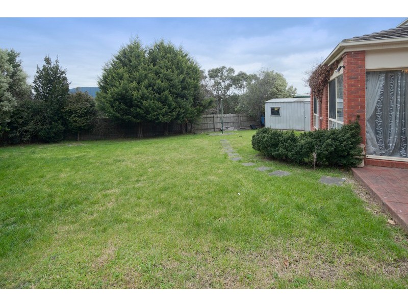 2 Minett Court, Narre Warren VIC 3805