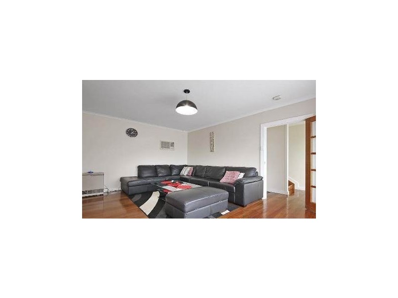 10 Pittosporum Grove, Doveton VIC 3177