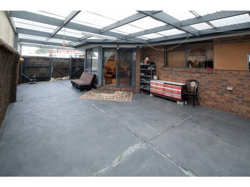 24 Rendell Place, Hampton Park VIC 3976