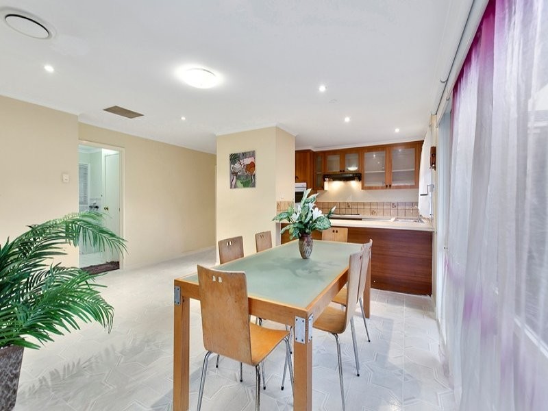 1/4 Riseley Court, Keysborough VIC 3173